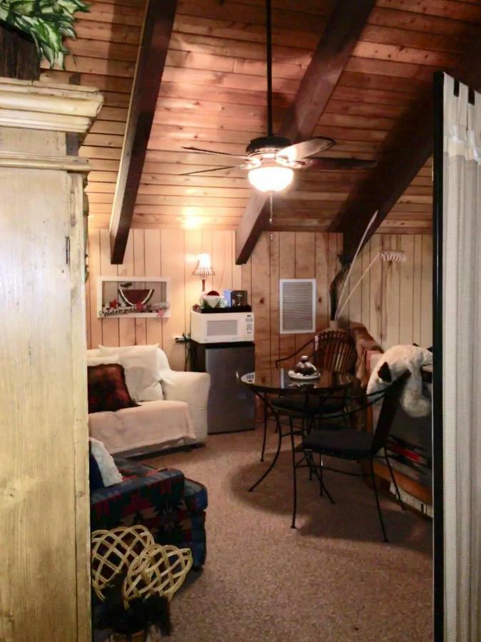 Manitou Lodge Форкс Экстерьер фото